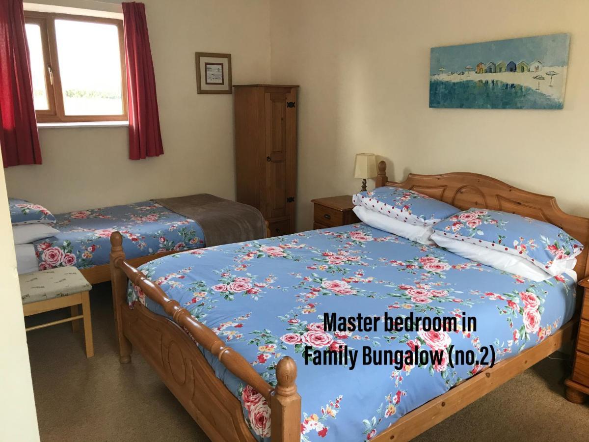 Court Farm Holiday Bungalows Ltd ووتشيت المظهر الخارجي الصورة