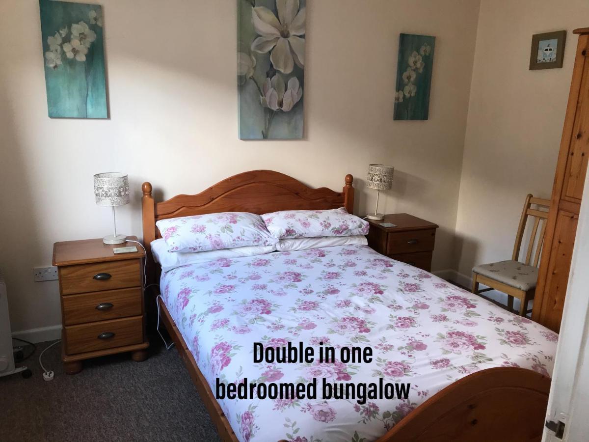 Court Farm Holiday Bungalows Ltd ووتشيت المظهر الخارجي الصورة