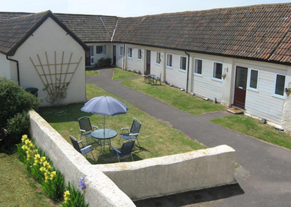 Court Farm Holiday Bungalows Ltd ووتشيت المظهر الخارجي الصورة